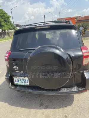Toyota RAV4 2010 Black