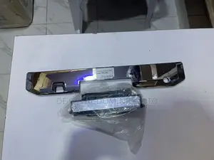 Complete Boot Opener With Chrome for Mitsubishi L200 2025