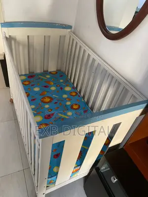 Baby Cot With Mattress - 4ft by 2ft