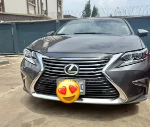 Lexus ES 2013 Black