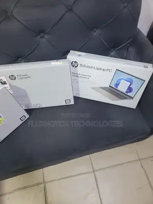 New Laptop HP 15 8GB Intel Core i3 SSD 256GB