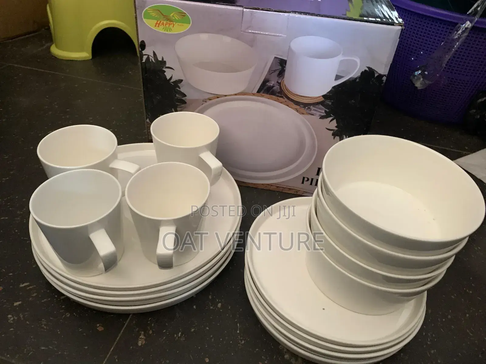 Brand New 16-Piece Dinnerware Set - Modern Ceramic Stoneware