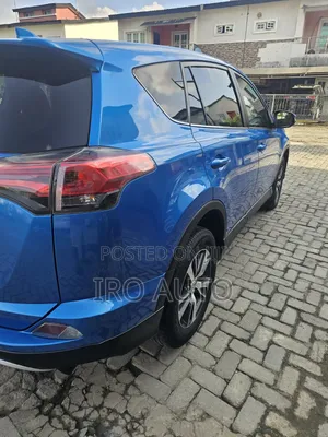 Toyota RAV4 Adventure 4dr SUV AWD (2.5L 4cyl 6A) 2018 Blue