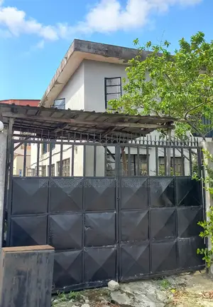 Furnished 3bdrm Duplex in 5Th Avenue, Festac for sale