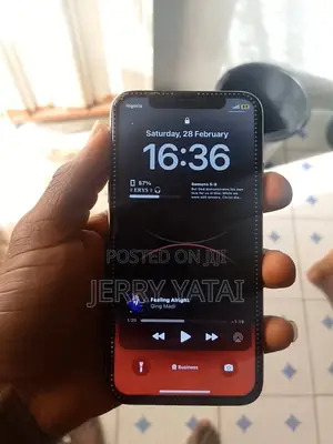 Apple iPhone X 64 GB White