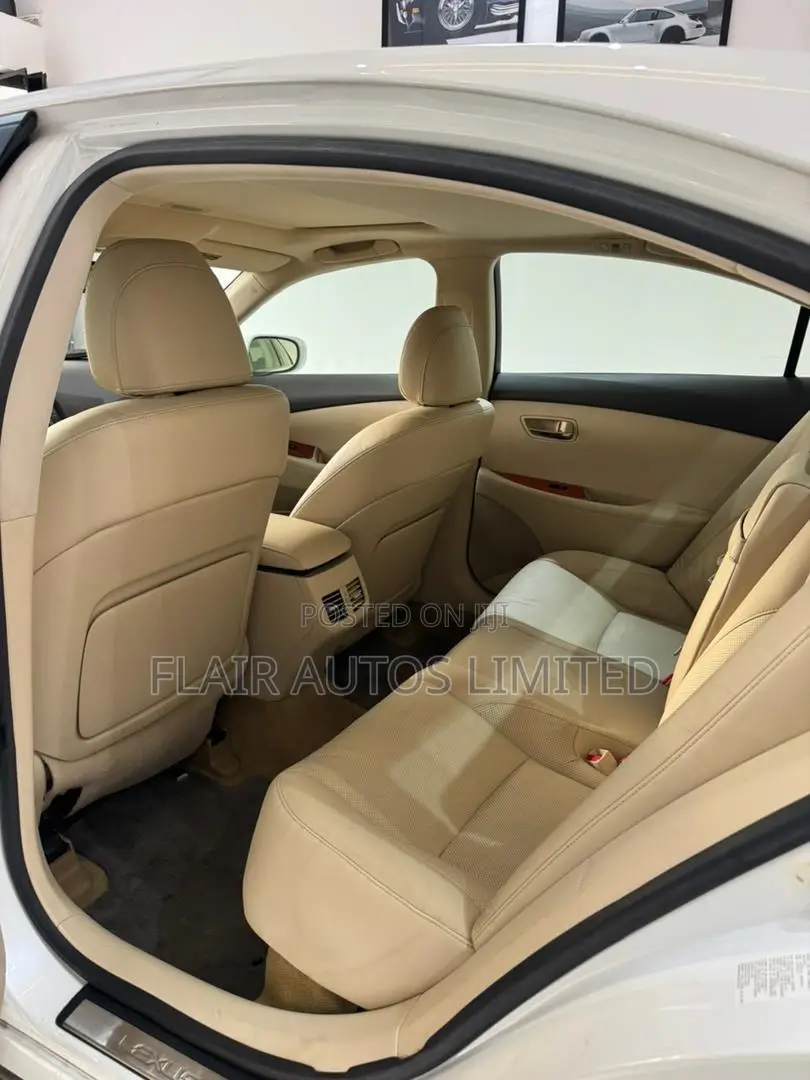 Lexus ES 350 2010 White