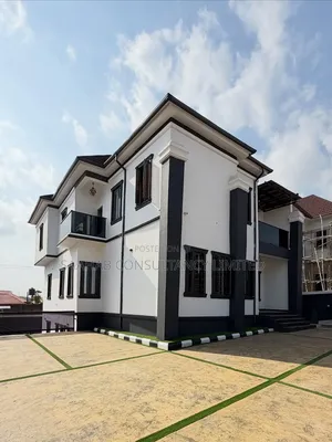 4bdrm Duplex in Citiscape Estate for sale