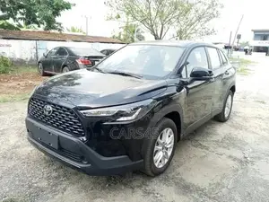 Toyota Corolla Cross XLE 2025 Black