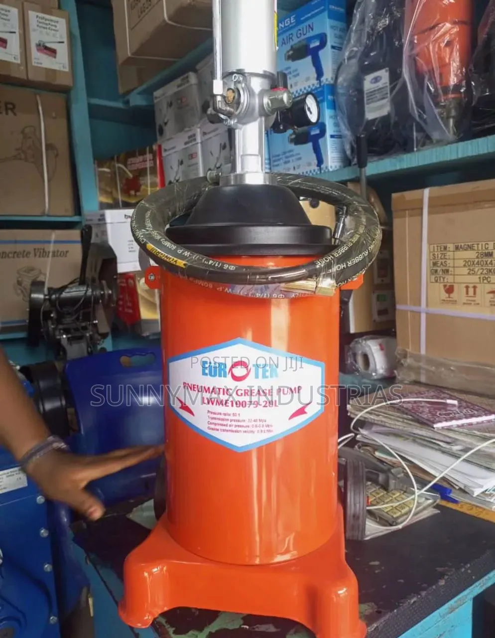 Pneumatic Grease Pump 40liters