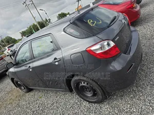 Toyota Matrix 2010 Gray