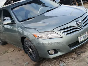Toyota Camry SE V6 4dr Sedan (3.5L 6cyl 6AM) 2007 Green