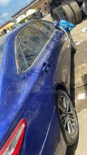 Toyota Camry SE 4dr Sedan (2.5L 4cyl 6A) 2015 Blue