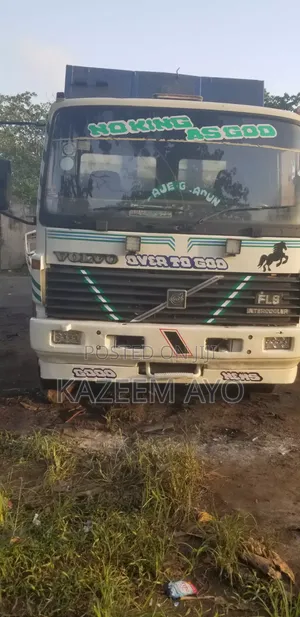 Truck Volvo 2025 White