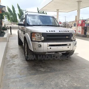 Land Rover Lr3 Base AWD 2009 Silver