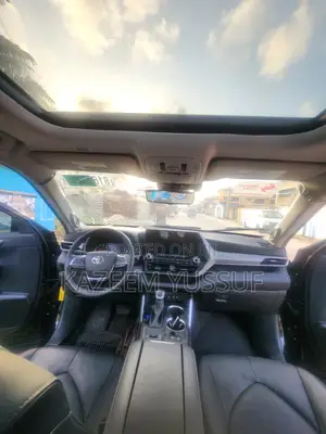 Toyota Highlander Platinum 2021 Black