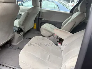 Toyota Sienna Limited 7 Passenger 2010 Red