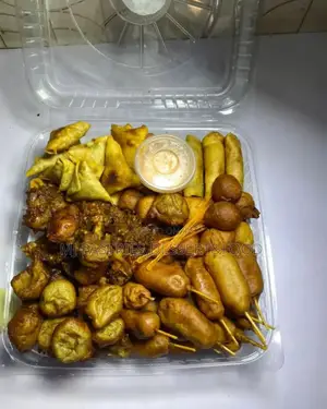 Big Party Platter – Small Chops With Chicken Sauce