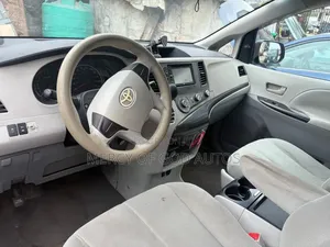 Toyota Sienna Limited 7 Passenger 2010 Red
