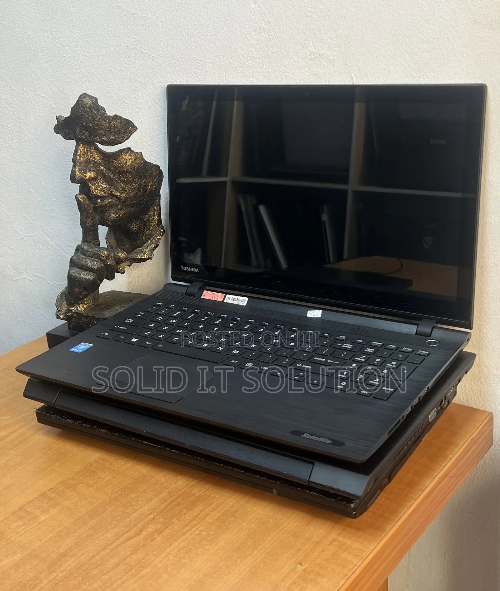 Laptop Toshiba 8GB Intel Core i3 HDD 250GB