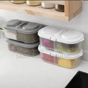 2 Portions in 1 Plastic Storage Container