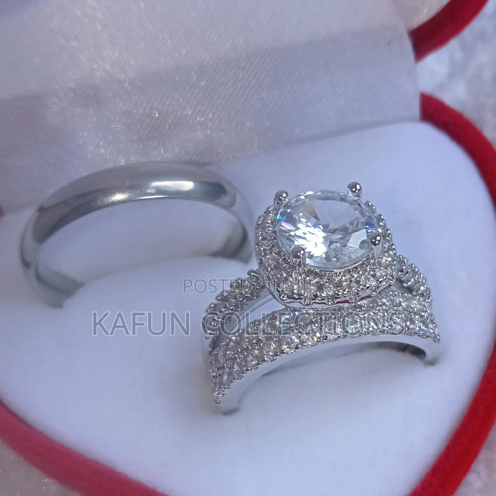 Silver Wedding Ring Set