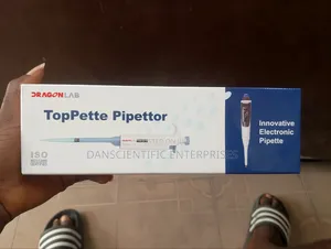 Toppette Pipettor