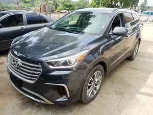 Hyundai Santa Fe 2017 Gray