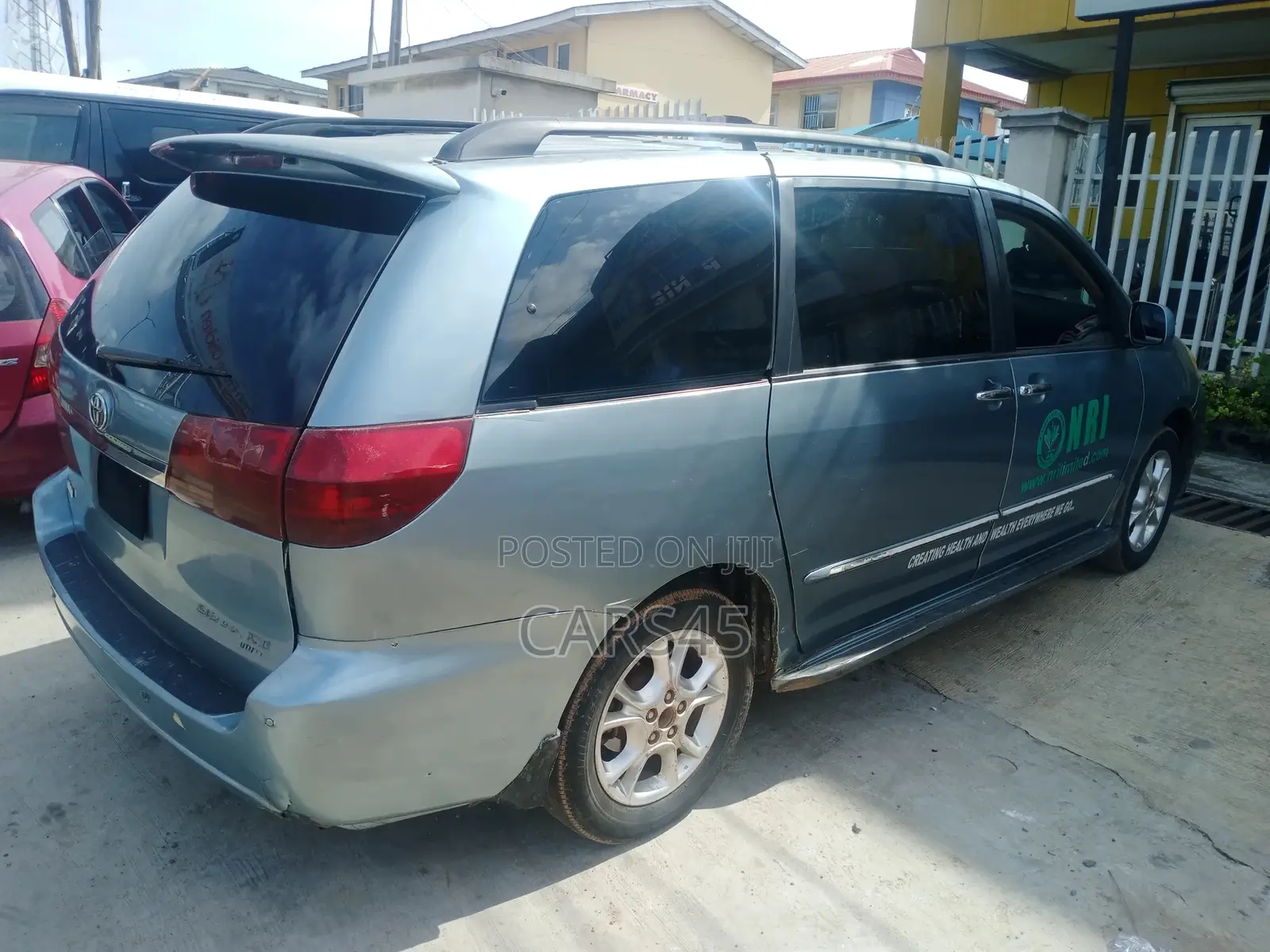 Toyota Sienna 2005 Blue