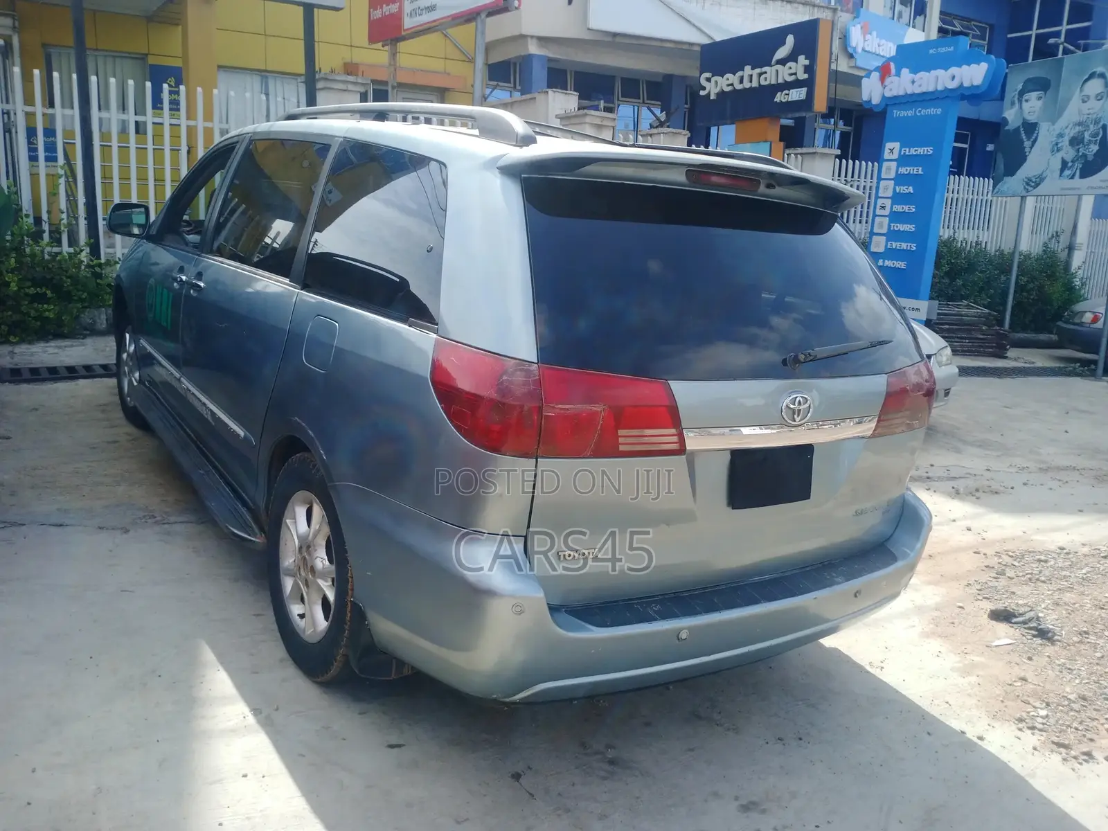 Toyota Sienna 2005 Blue