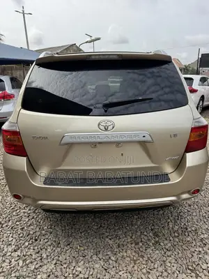 Toyota Highlander 2009 Gold