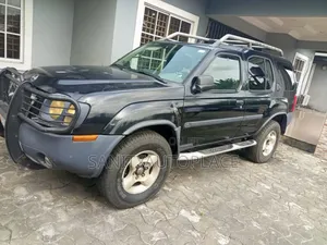 Nissan Xterra Automatic 2004 Black