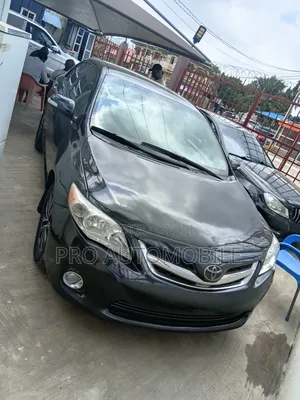 Toyota Corolla LE 4dr Sedan (1.8L 4cyl 4A) 2012 Black