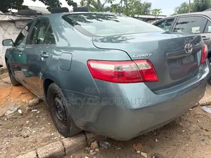 Toyota Camry LE 4dr Sedan (2.4L 4cyl 5A) 2009 Green