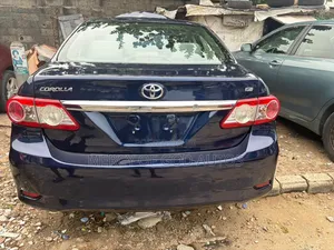 Toyota Corolla L 4dr Sedan (1.8L 4cyl 5M) 2013 Blue