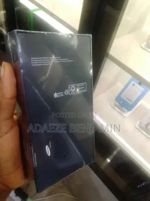 New Samsung Galaxy S21 5G 128 GB Black