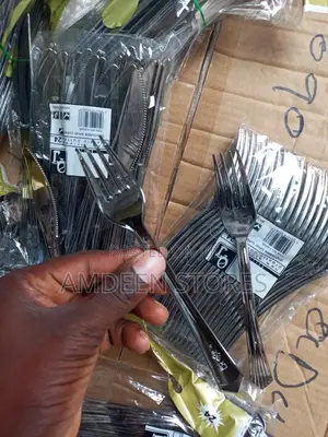 Disposable Silver Cutlery (Fork– 24 PCS X 100pack)
