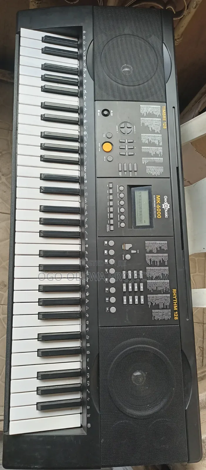 Gear4music Mk-6000 Keyboard