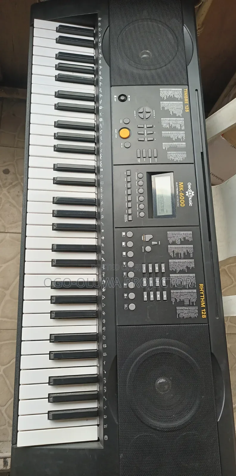 Gear4music Mk-6000 Keyboard