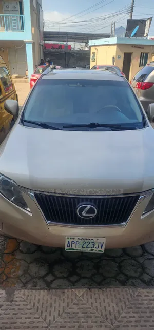 Lexus RX 2010 Gold