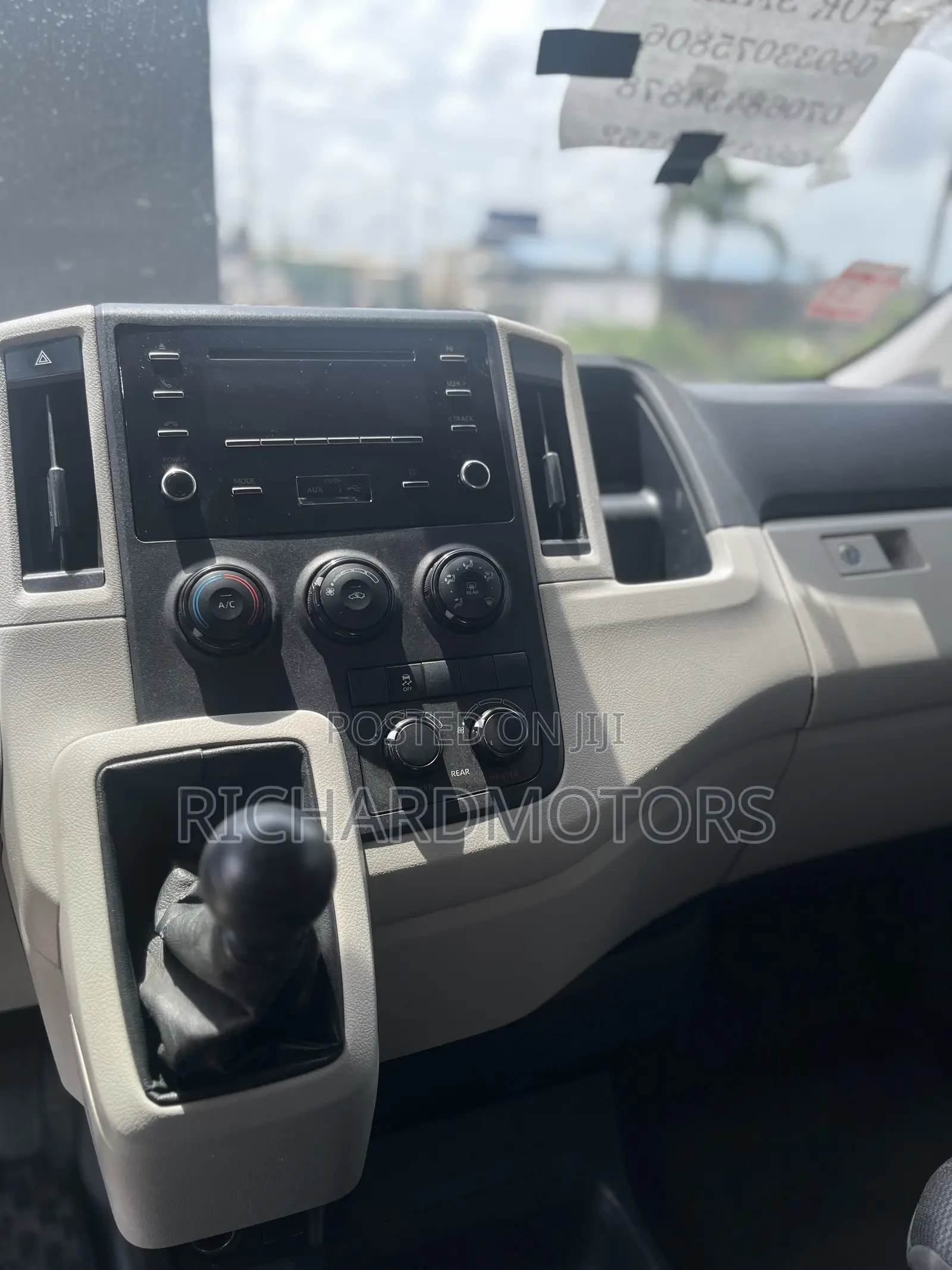 Toyota HiAce 2020 White