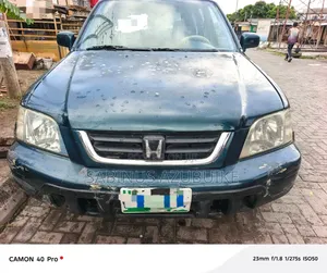 Honda CR-V 2000 Green