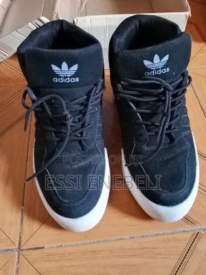 Men's Shoe
