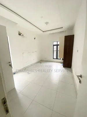 5bdrm Duplex in Lekki Phase 1 for rent