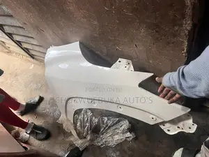 Fender Corolla Cross 2020