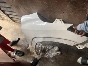 Fender Corolla Cross 2020