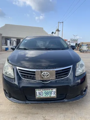 Toyota Avensis 2.0 Advanced Automatic 2010 Black