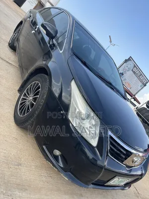 Toyota Avensis 2.0 Advanced Automatic 2010 Black
