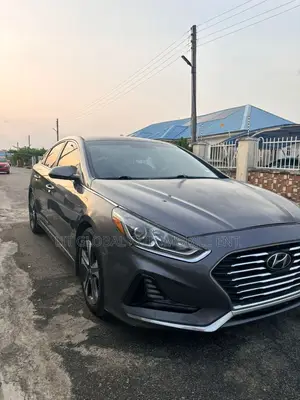 Hyundai Sonata SE 2018 Gray