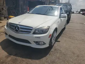 Mercedes-Benz C300 Sport 4Matic Sedan AWD (3.0L 6cyl 7A) 2011 White