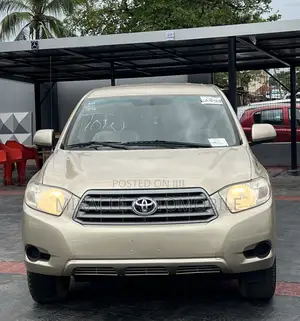 Toyota Highlander V6 2009 Gold